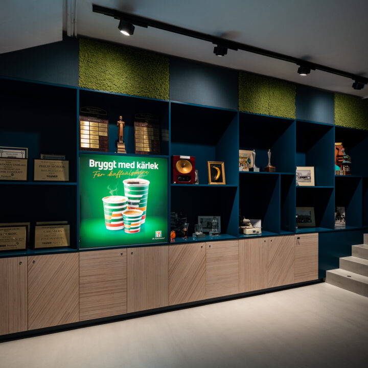 Kaffebar, provkök och museum – Reitans nya kontor är utöver det vanliga